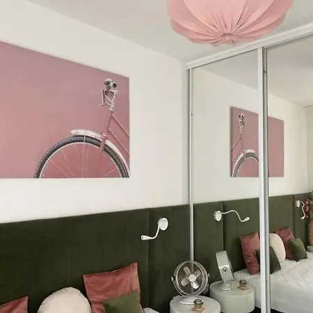 Harmonia Apartment *